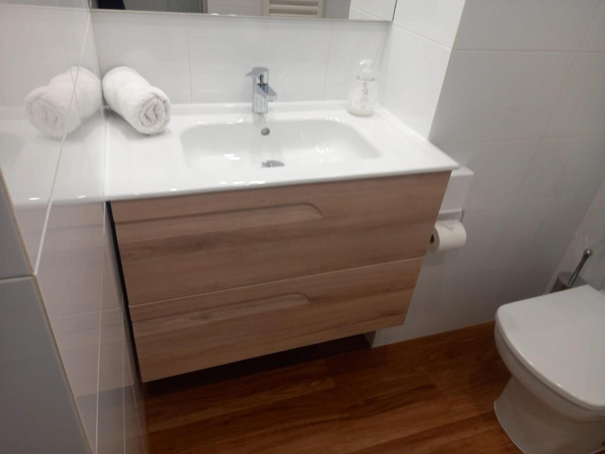 Live Like A Local In Bcn Apartment บาร์เซโลนา ภายนอก รูปภาพ