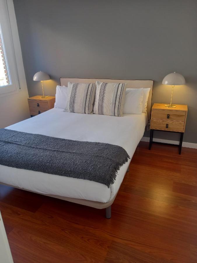 Live Like A Local In Bcn Apartment บาร์เซโลนา ภายนอก รูปภาพ