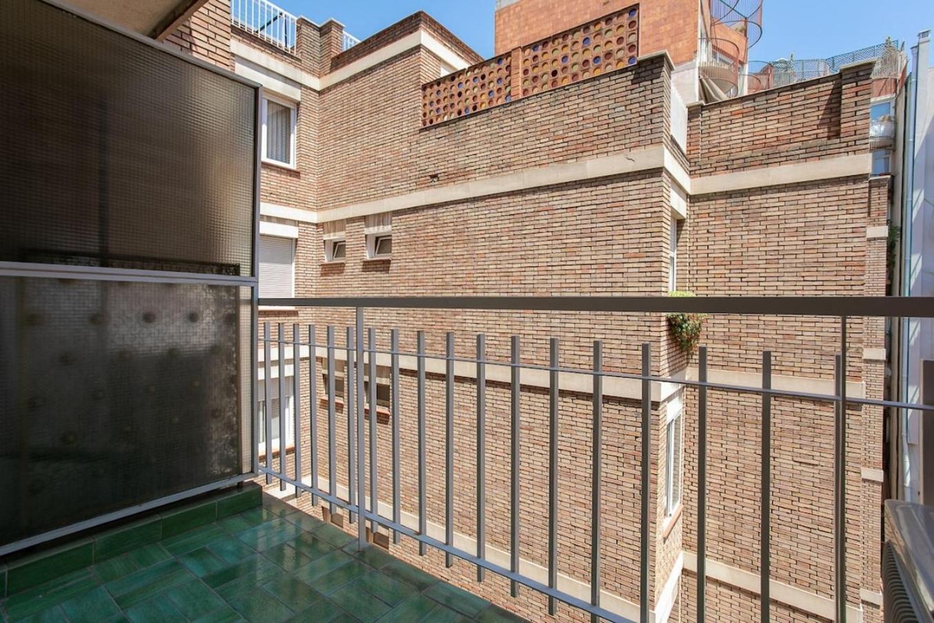 Live Like A Local In Bcn Apartment บาร์เซโลนา ภายนอก รูปภาพ